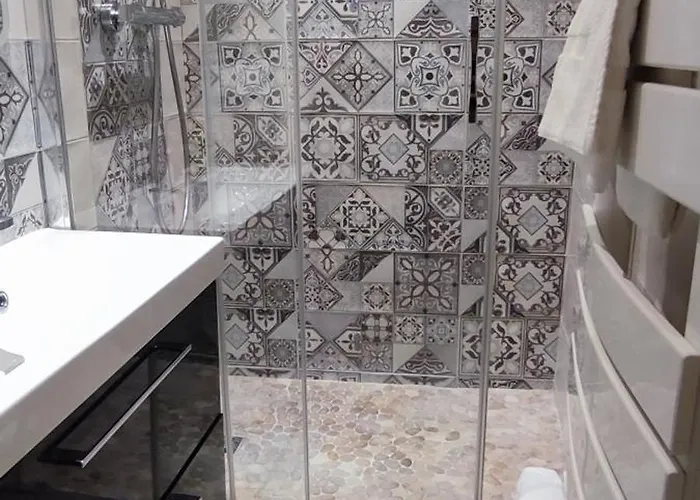 Chaleureux - Bien Equipe - Hypercentre - 2ch 6pers بو